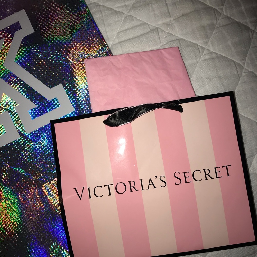 💕Victoria’s Secret bundle💕 - Picture 6 of 6